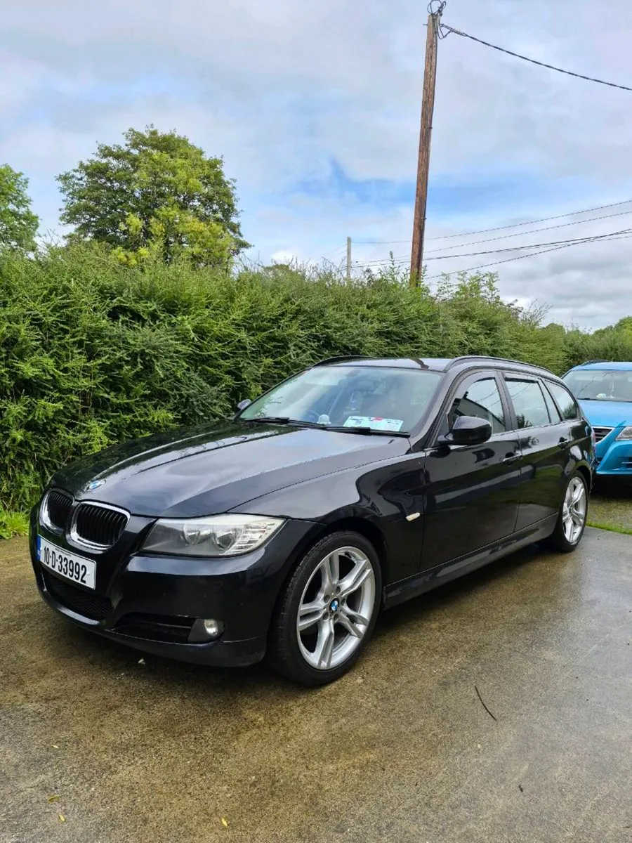 BMW 320i E91 Estate - Image 1