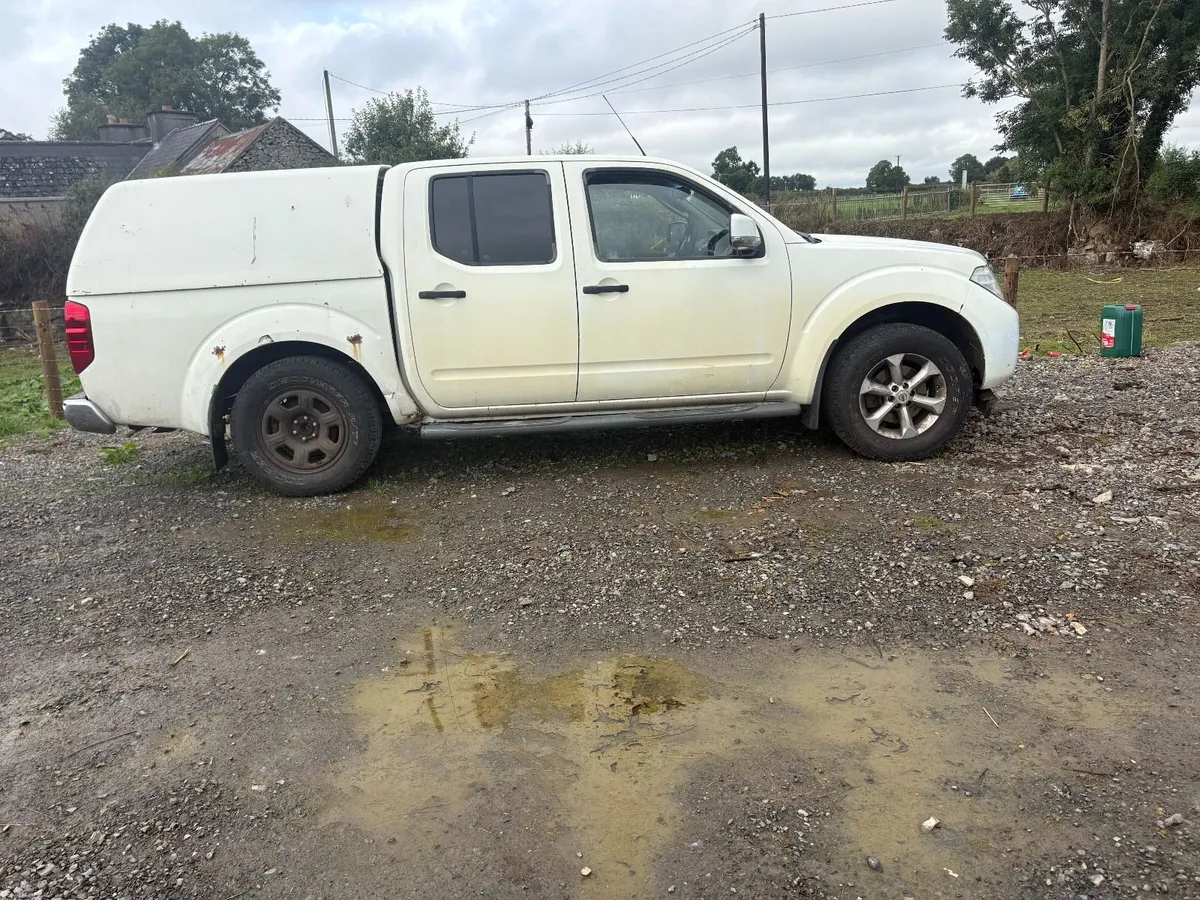 Nissan Navara 2011 - Image 2