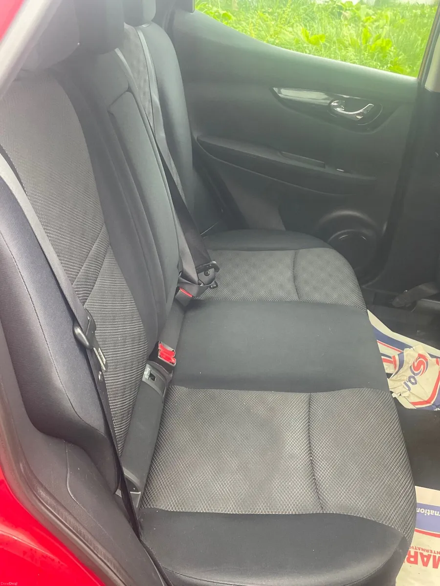 Nissan Qashqai 2015 - Image 4
