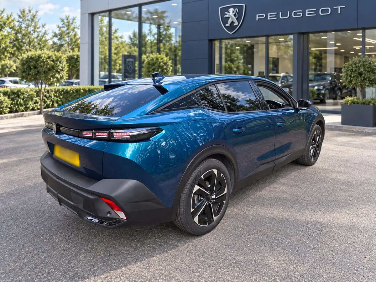 Peugeot 408 2023 - Image 1
