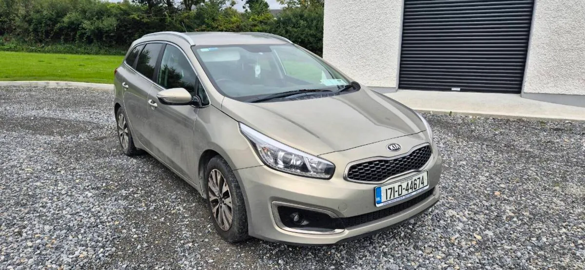 Kia Ceed Estate - Image 1