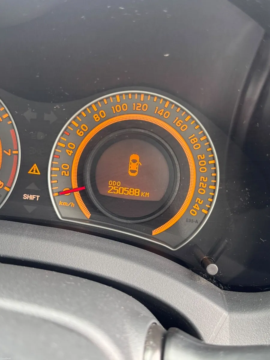 Toyota Auris - Image 6