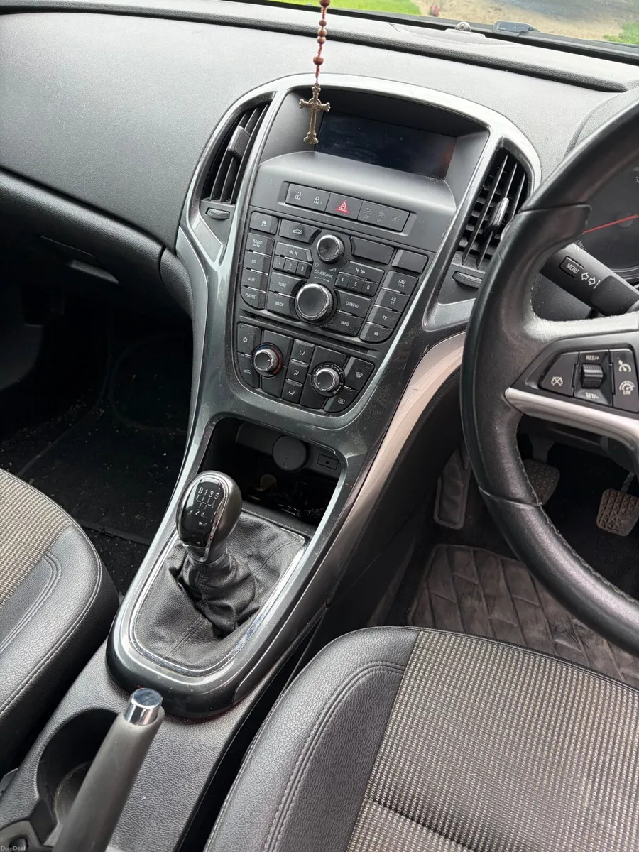 Opel Astra 2014 - Image 6