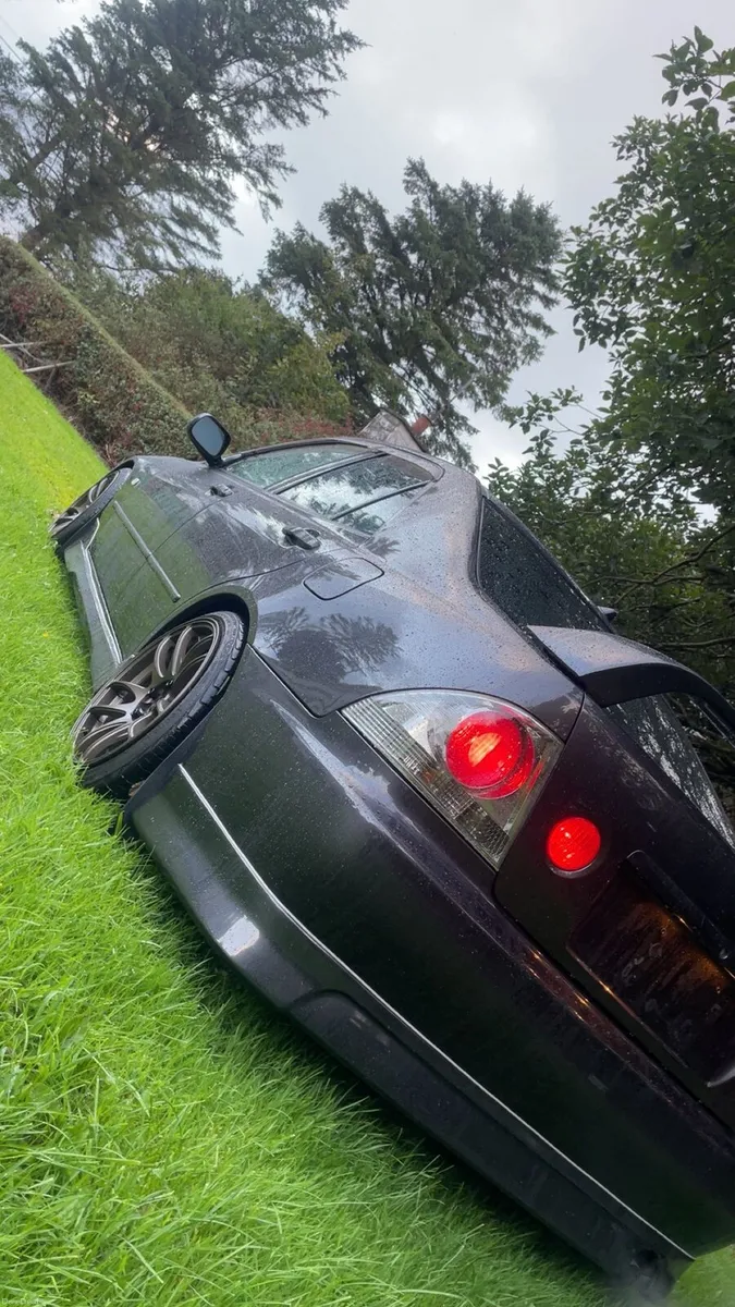 Toyota altezza - Image 3