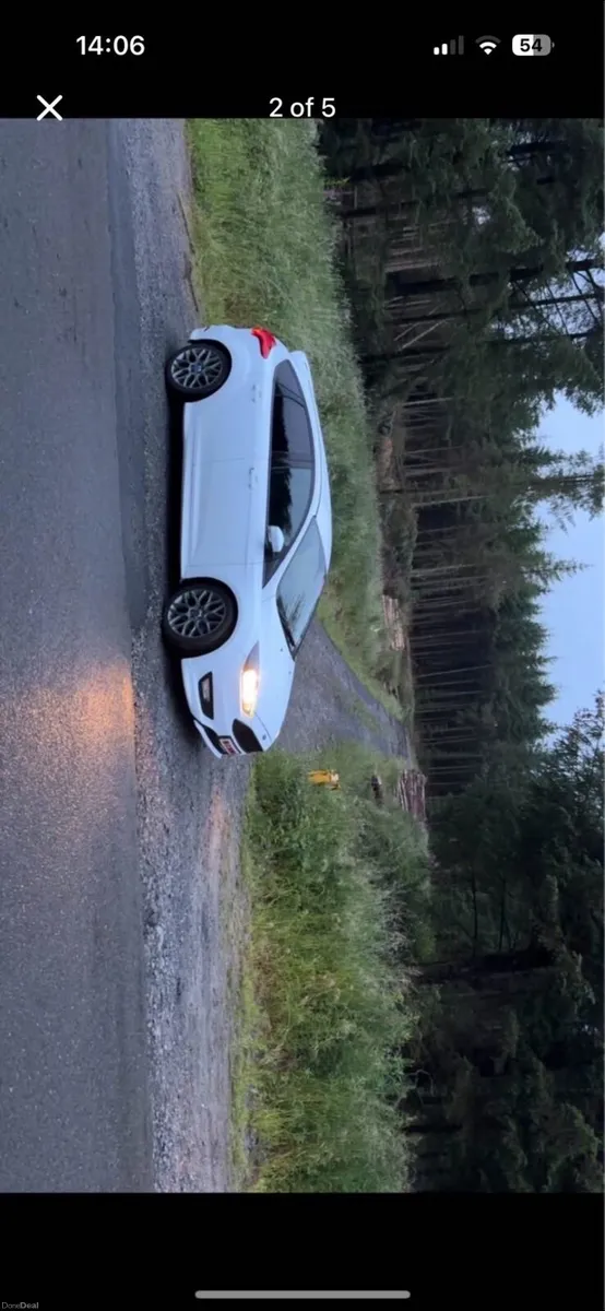 Ford Focus Zetec S 1.6 - Image 2