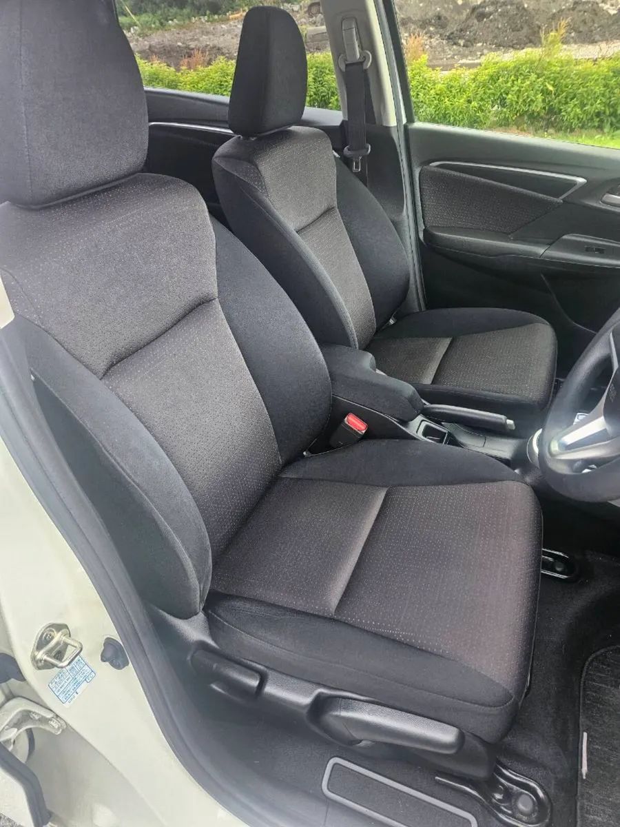 Honda Fit - Image 6