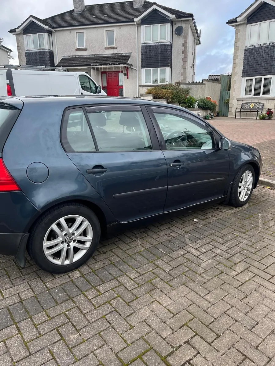 Volkswagen Golf 2004 - Image 5