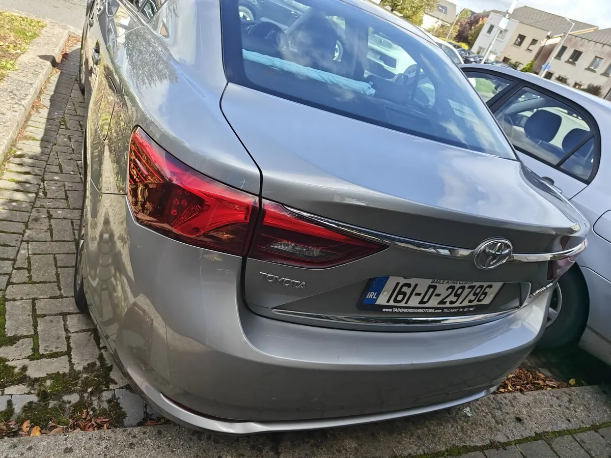 Toyota Avensis 2016 - Image 6