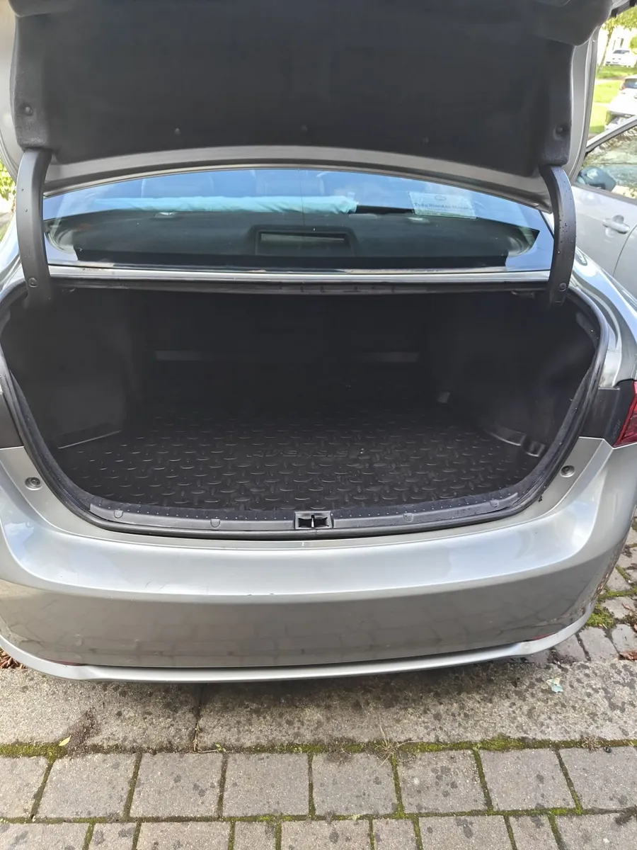 Toyota Avensis 2016 - Image 5