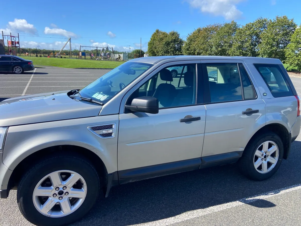 2010 Land Rover Freelander 2. 12 months NCT - Image 2