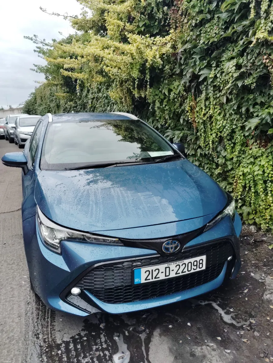 2021 Toyota corolla Hybrid Auto low mileage 60k - Image 4