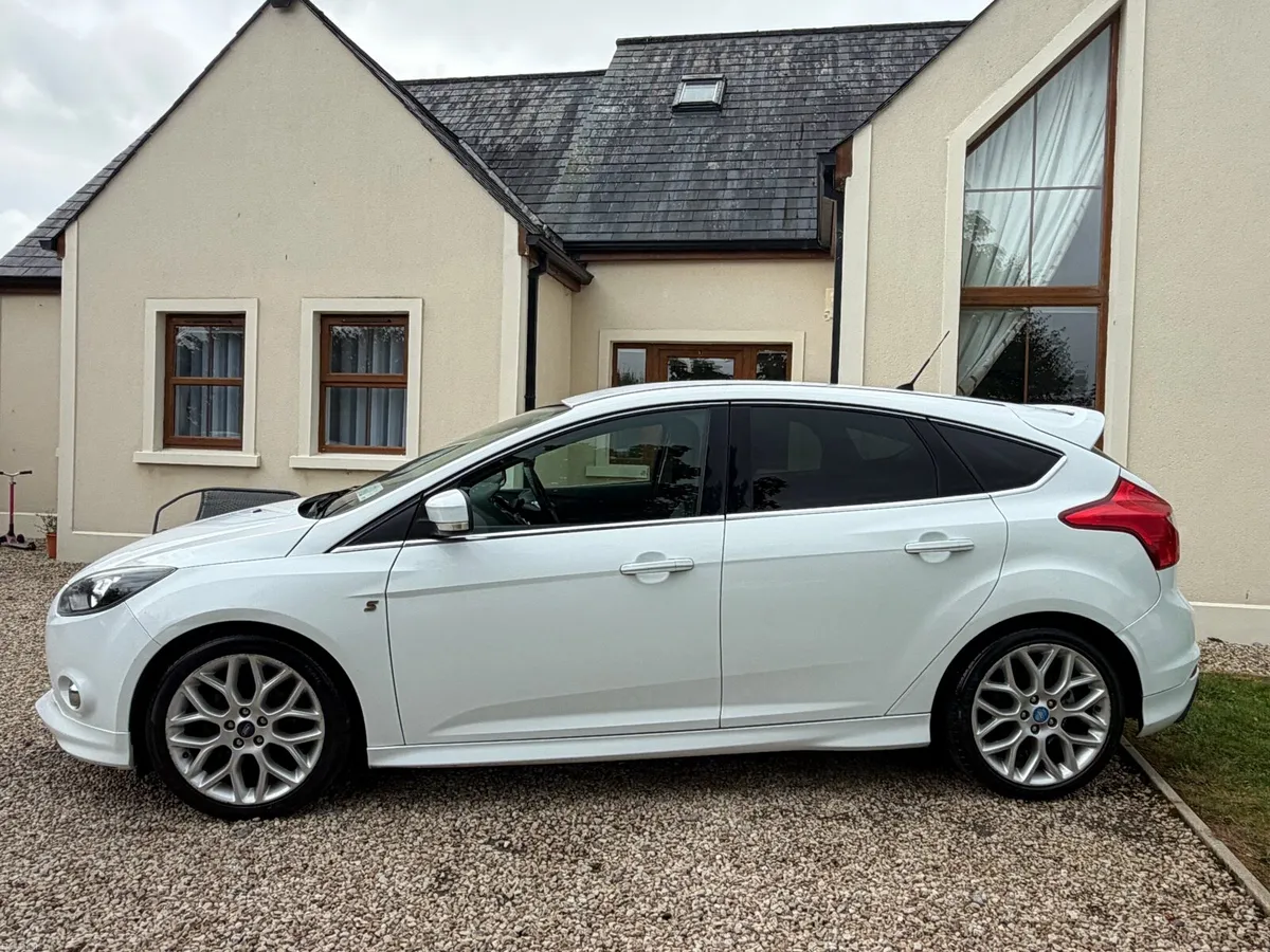 2013 ford focus 1.0 Ecoboost S model - Image 4