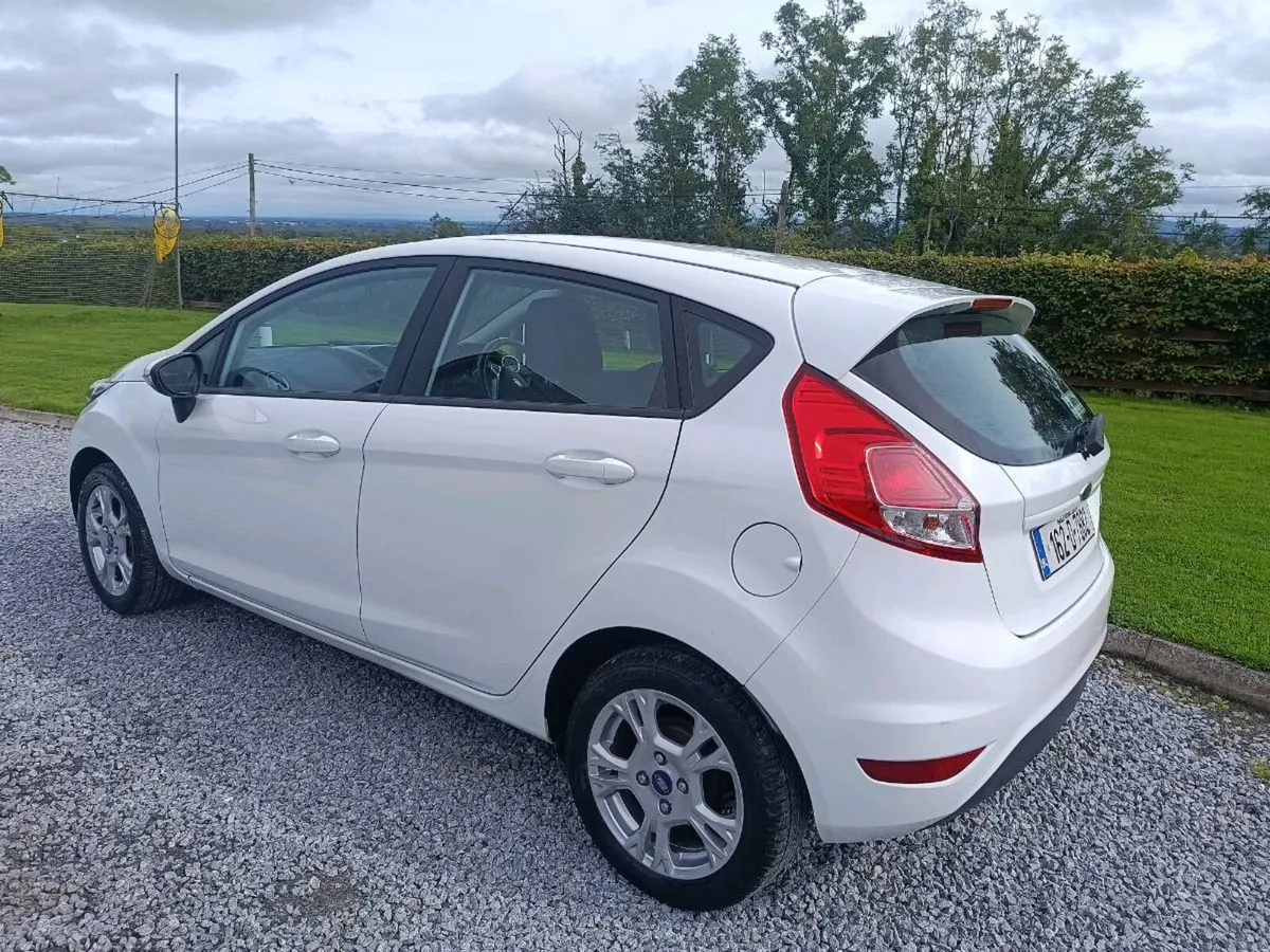 Ford fiesta 2016.1.25 Petrol NCT 09/27 - Image 4