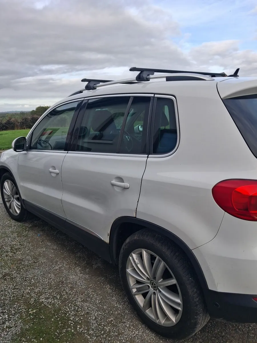 Volkswagen Tiguan 2015 - Image 3