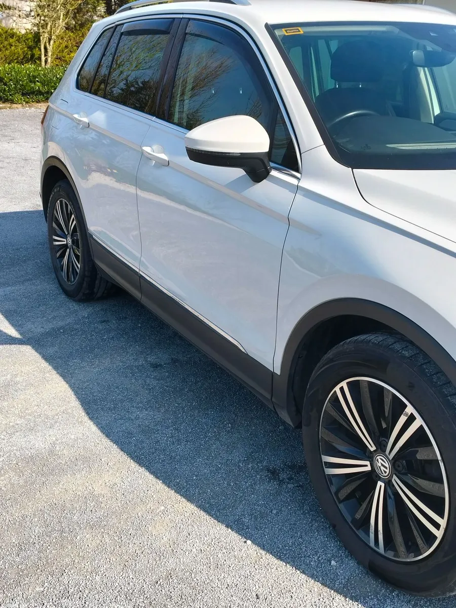 Volkswagen Tiguan 2018 - Image 6