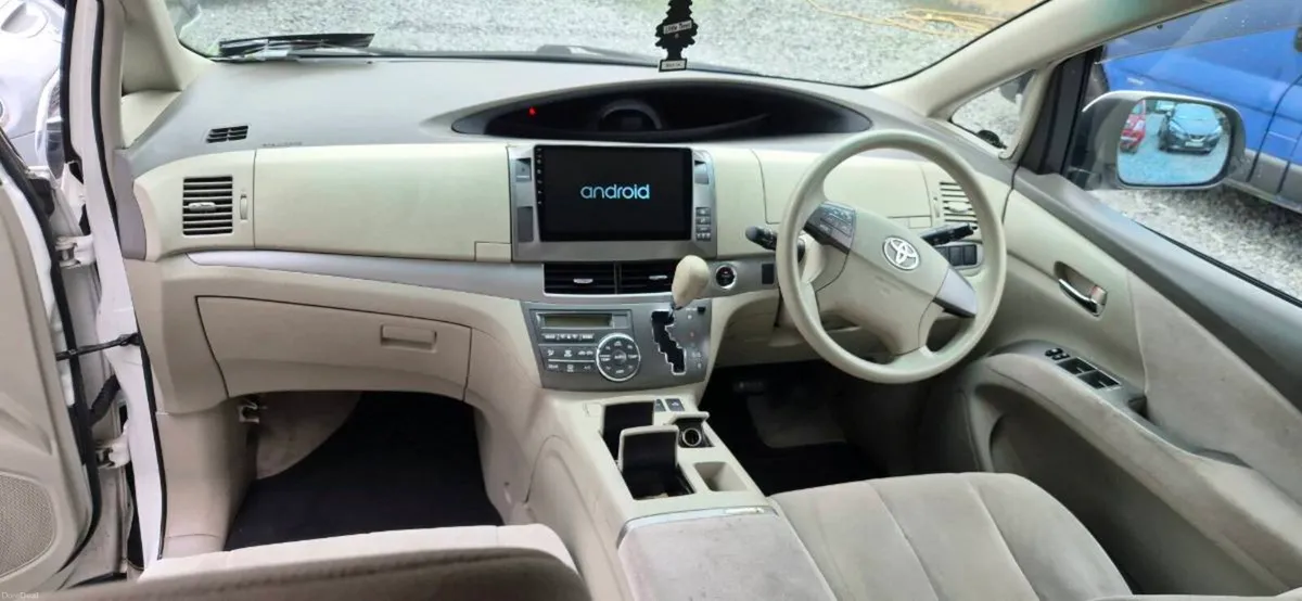 Toyota Estima hybrid 4WD 7 seater New NCT & TAXED - Image 5