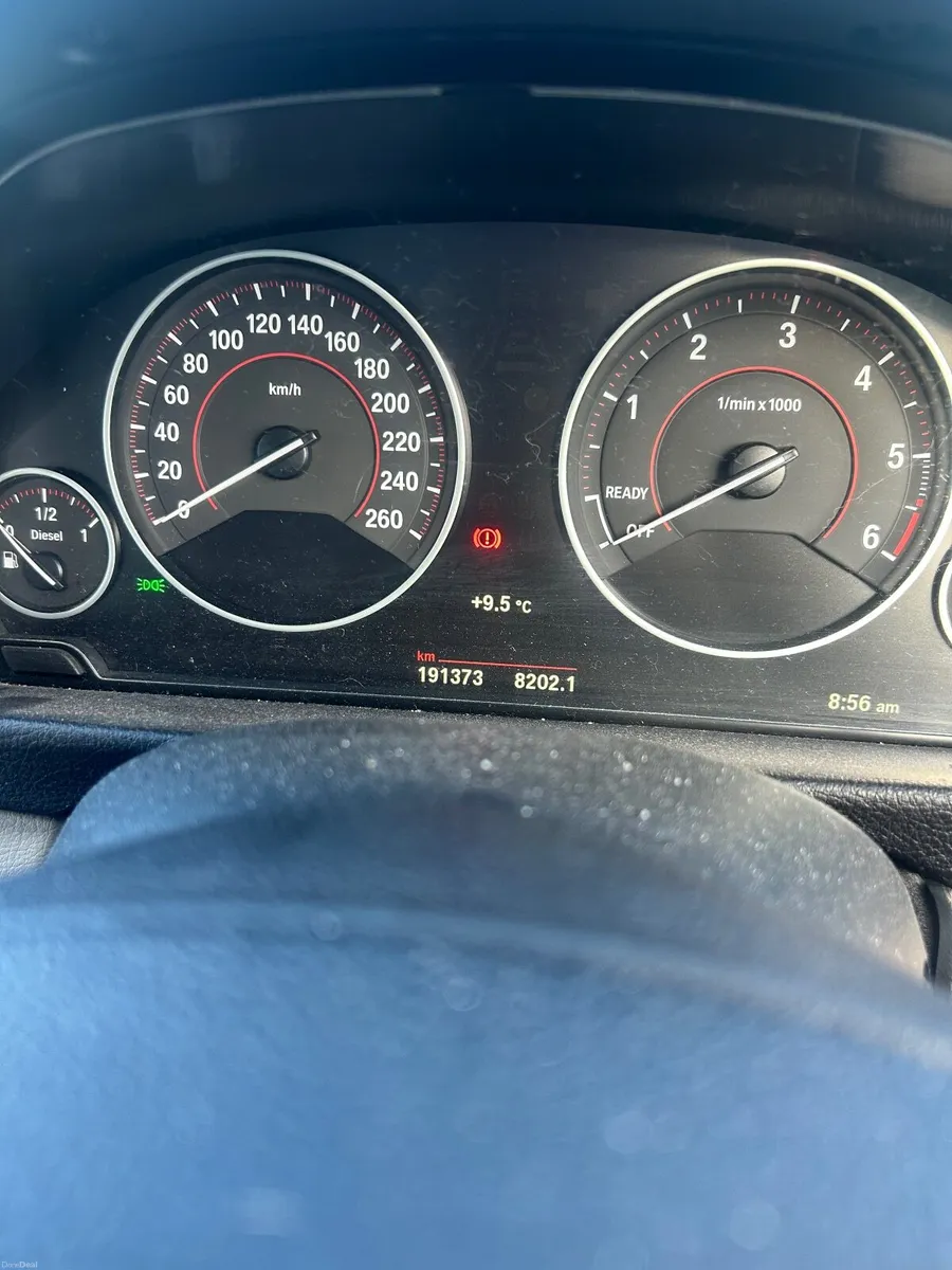 BMW 3-Series 2017 - Image 2