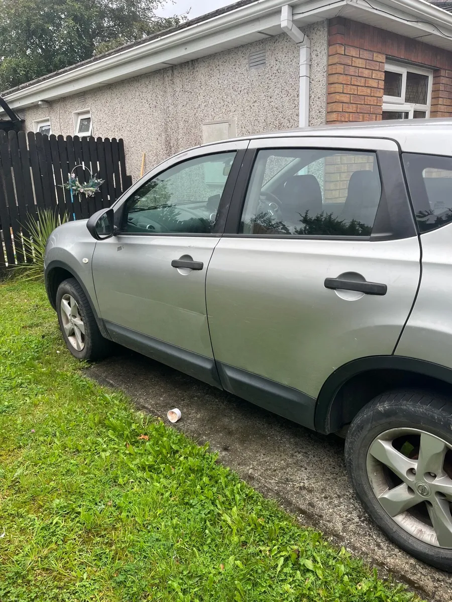 Nissan Qashqai 2012 - Image 2