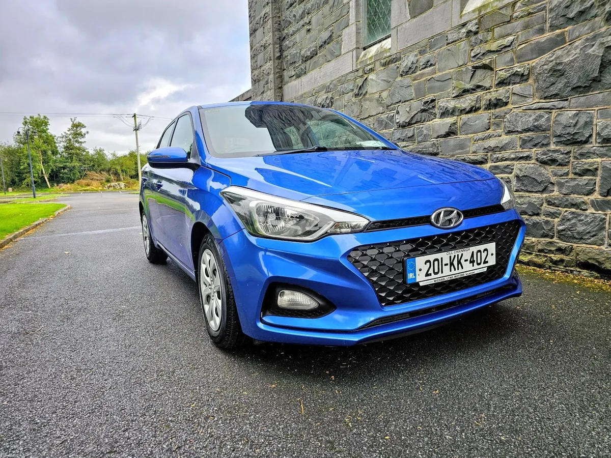 Hyundai i20 - Image 2