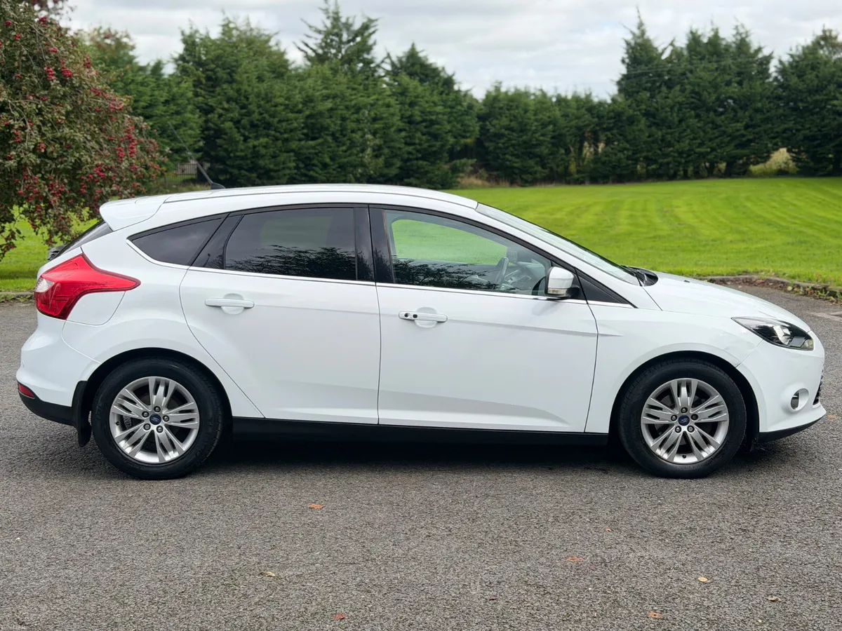 Ford Focus 2014 Titanium / 106k km/1owner - Image 3