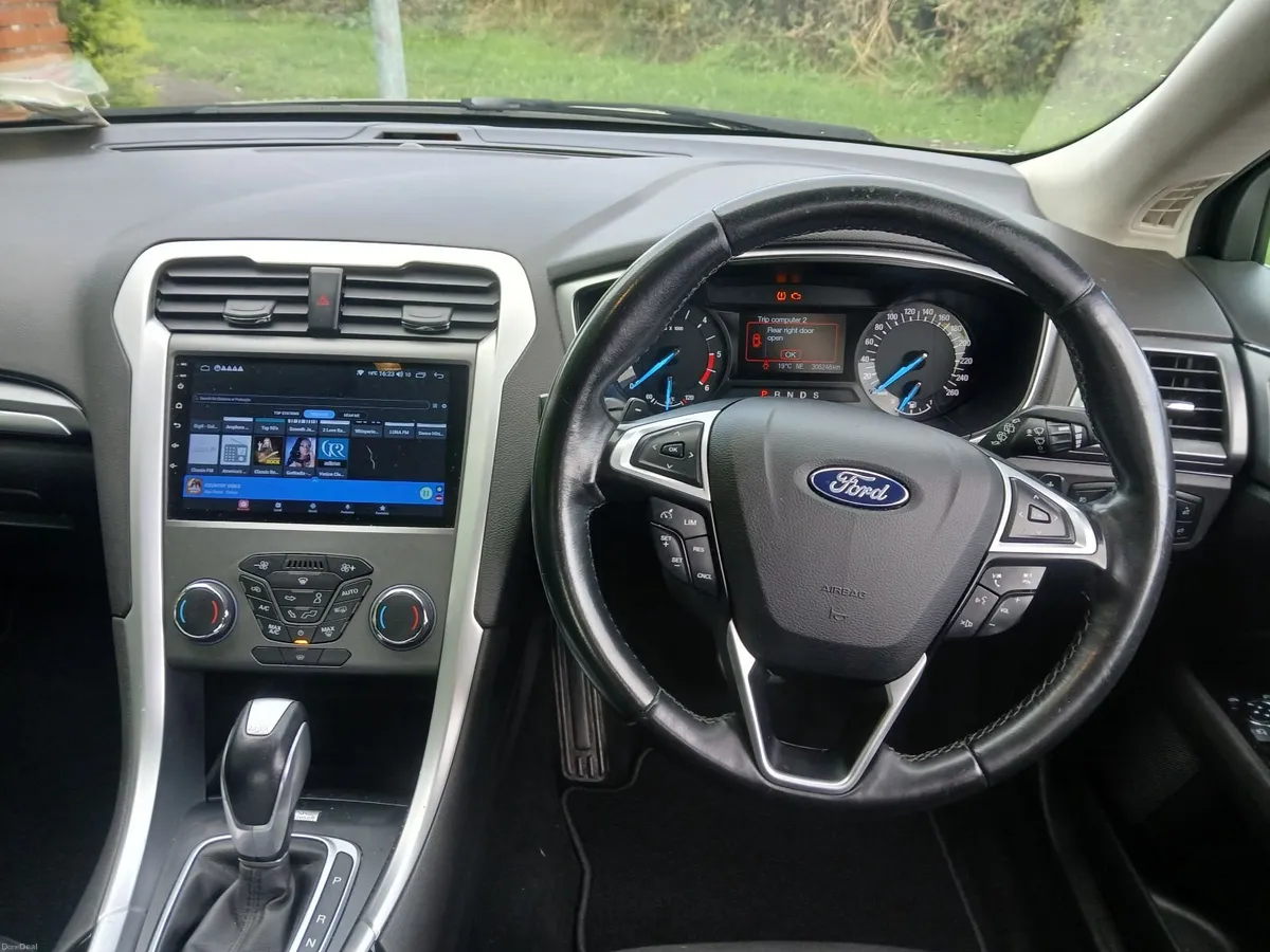 Ford Mondeo 2015 - Image 2