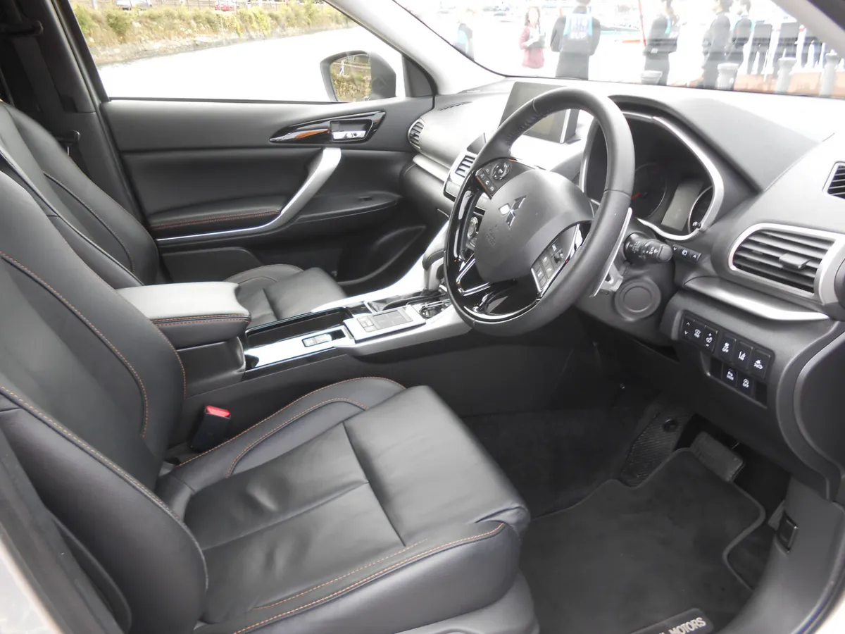Mitsubishi Eclipse Cross Instyle Auto 1.5 Pet 2019 - Image 2