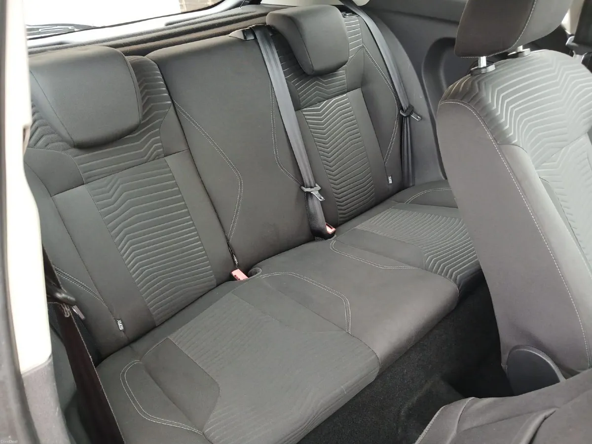 Ford Fiesta 2014 - Image 6