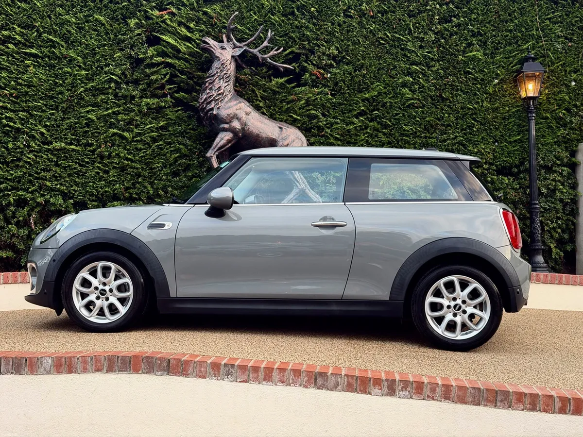 Mini One 2016 Diesel Tiny Miles - Image 6