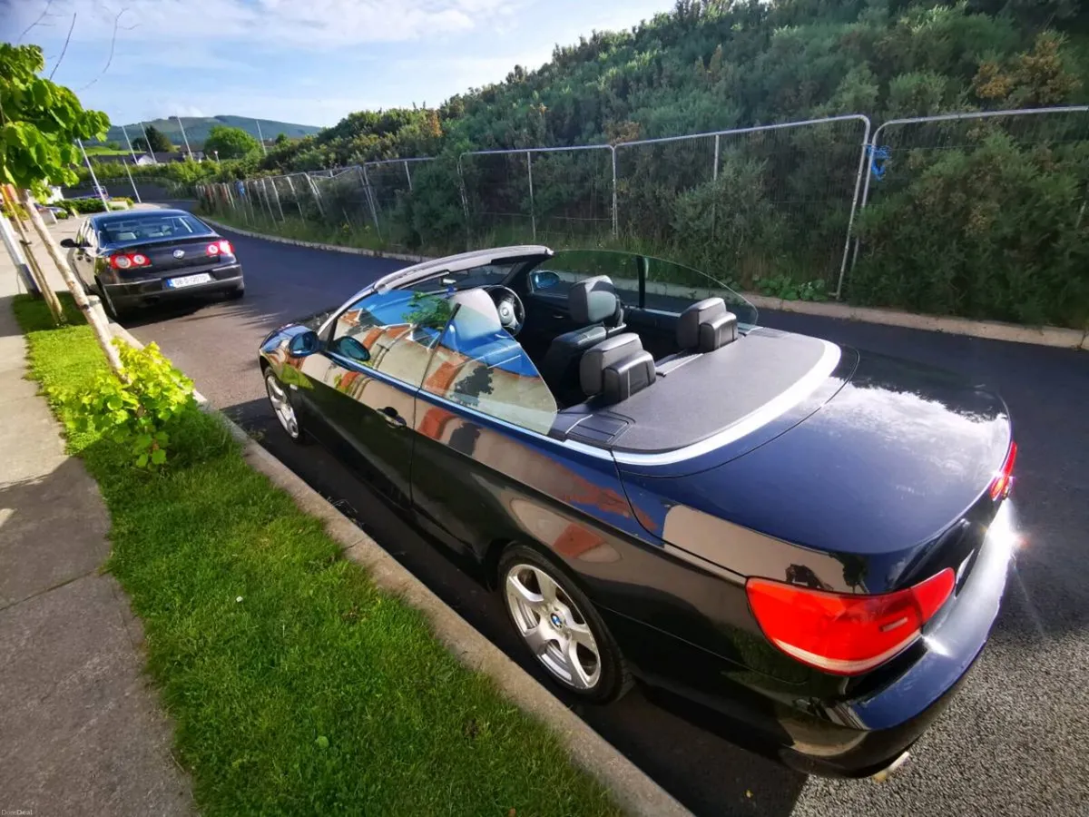 BMW E93 convertible - Image 2