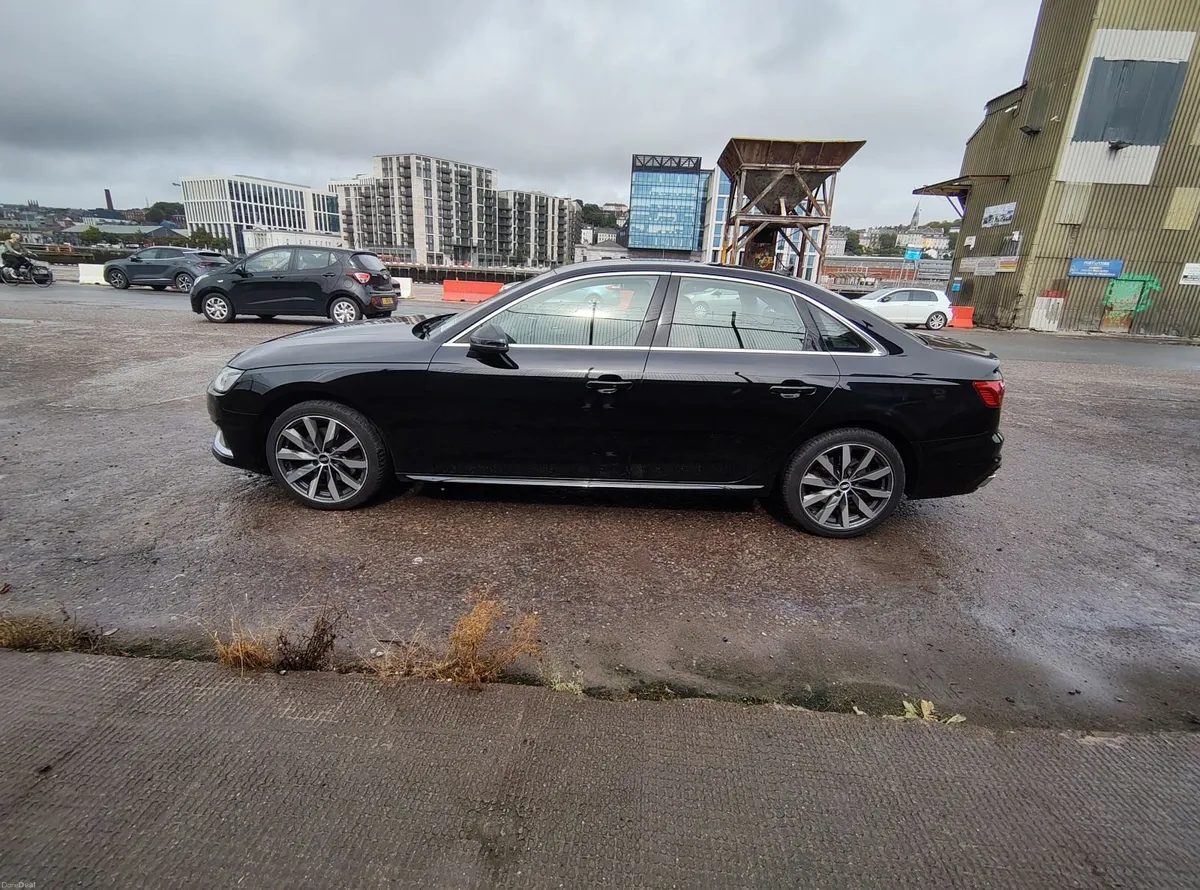 2021 Audi A4 35 TFSI 2.0 SE — 51,000km - Image 3