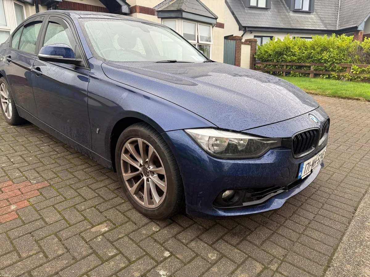 BMW 330e - F30 - 2017 - Excellent inside/out - Image 5