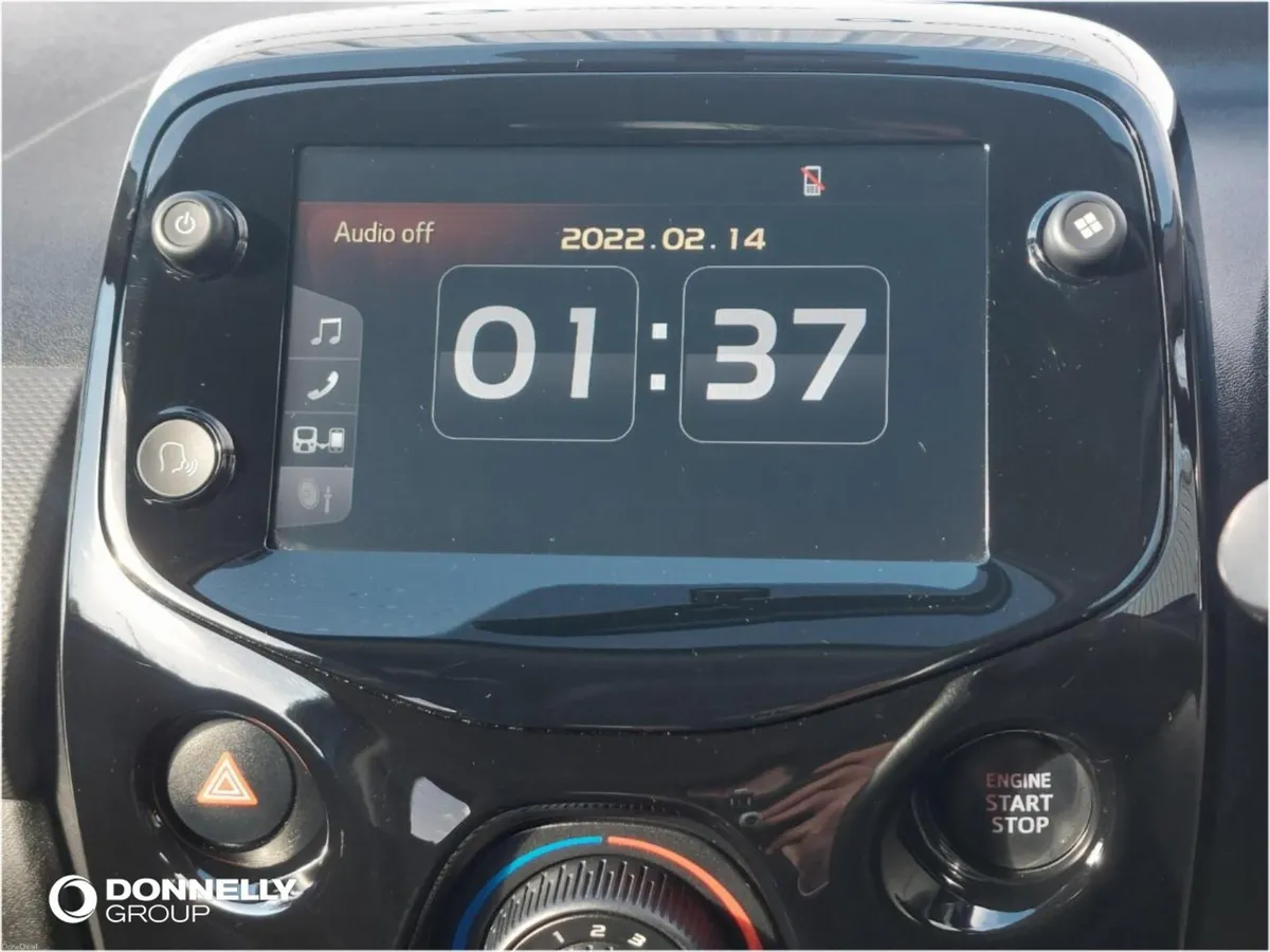 Peugeot 108 1.0 72 Allure 5dr - Image 4