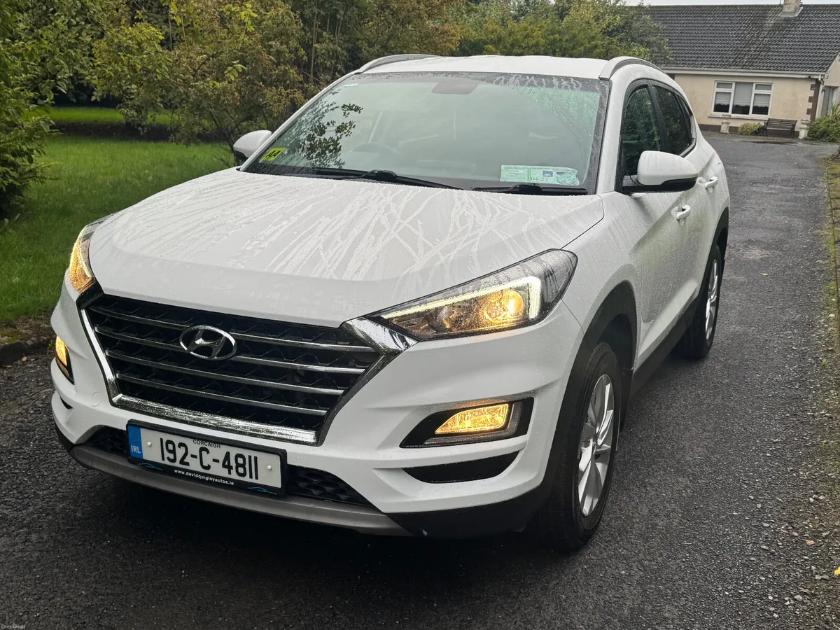 19 Hyundai Tucson 1.6crdi comfort plus - Image 2