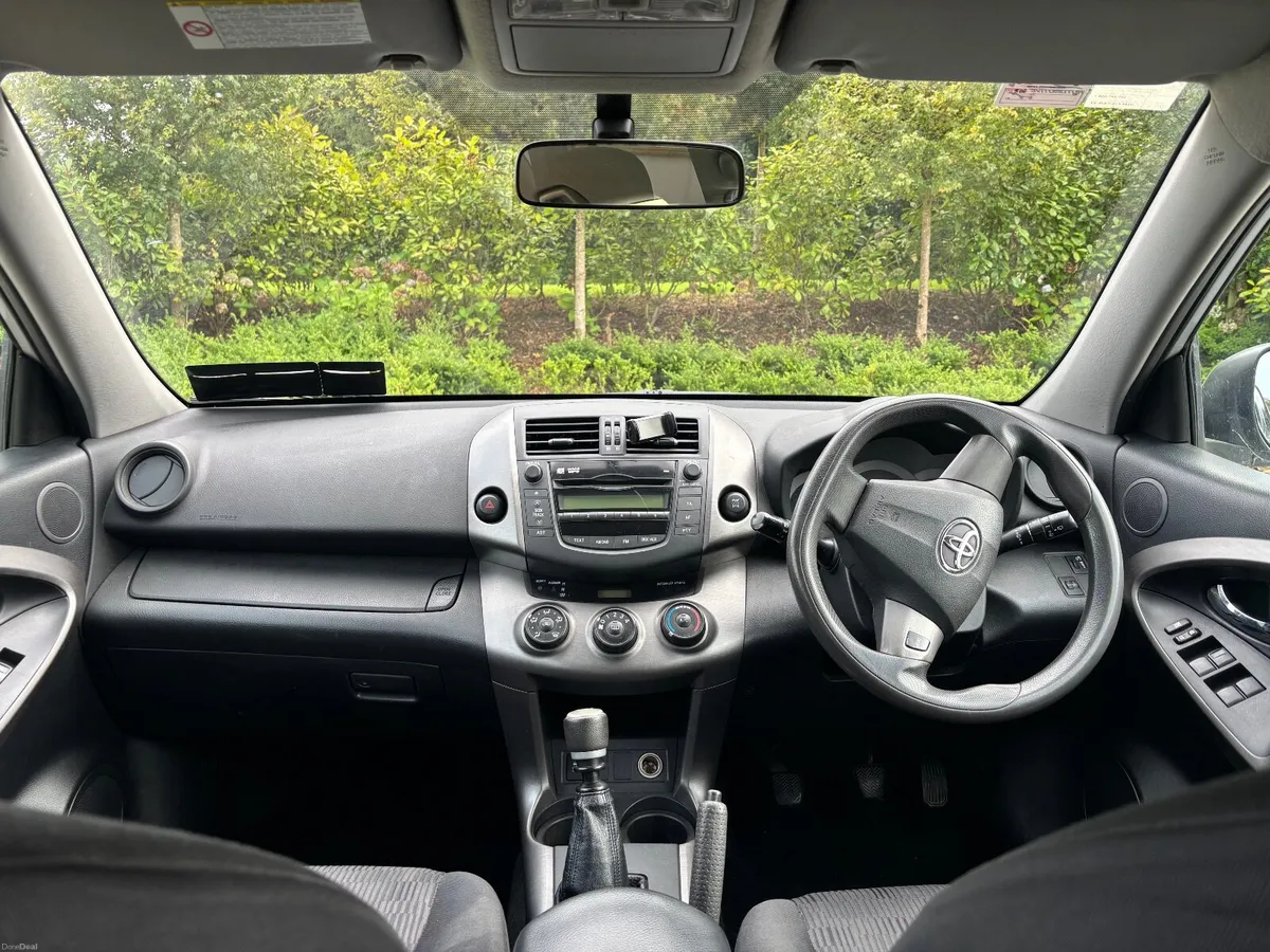 2010 Toyota RAV4 4WD 2.2L D - Image 6
