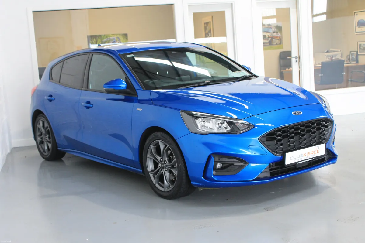 Ford Focus 2019, ST-Line Finance Arranged - Image 3