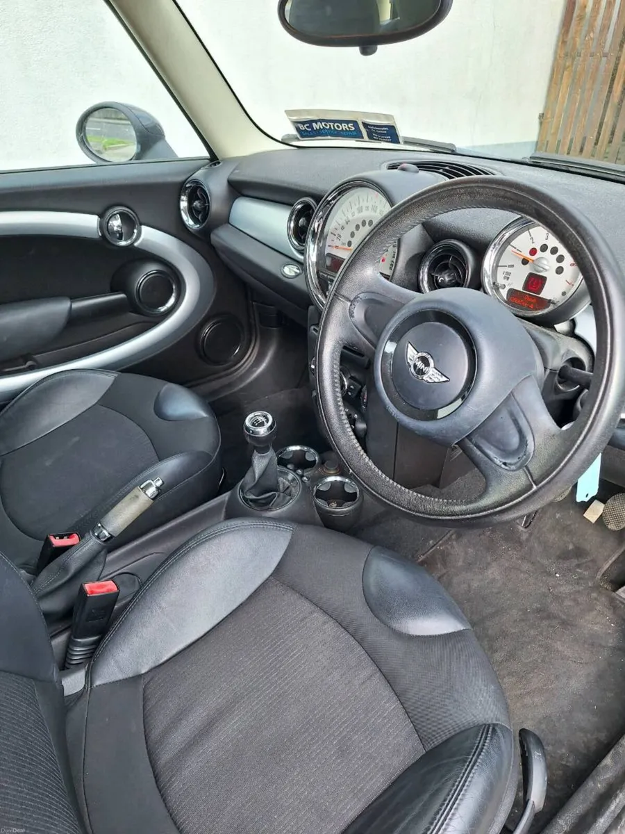 Mini Cooper - Image 5