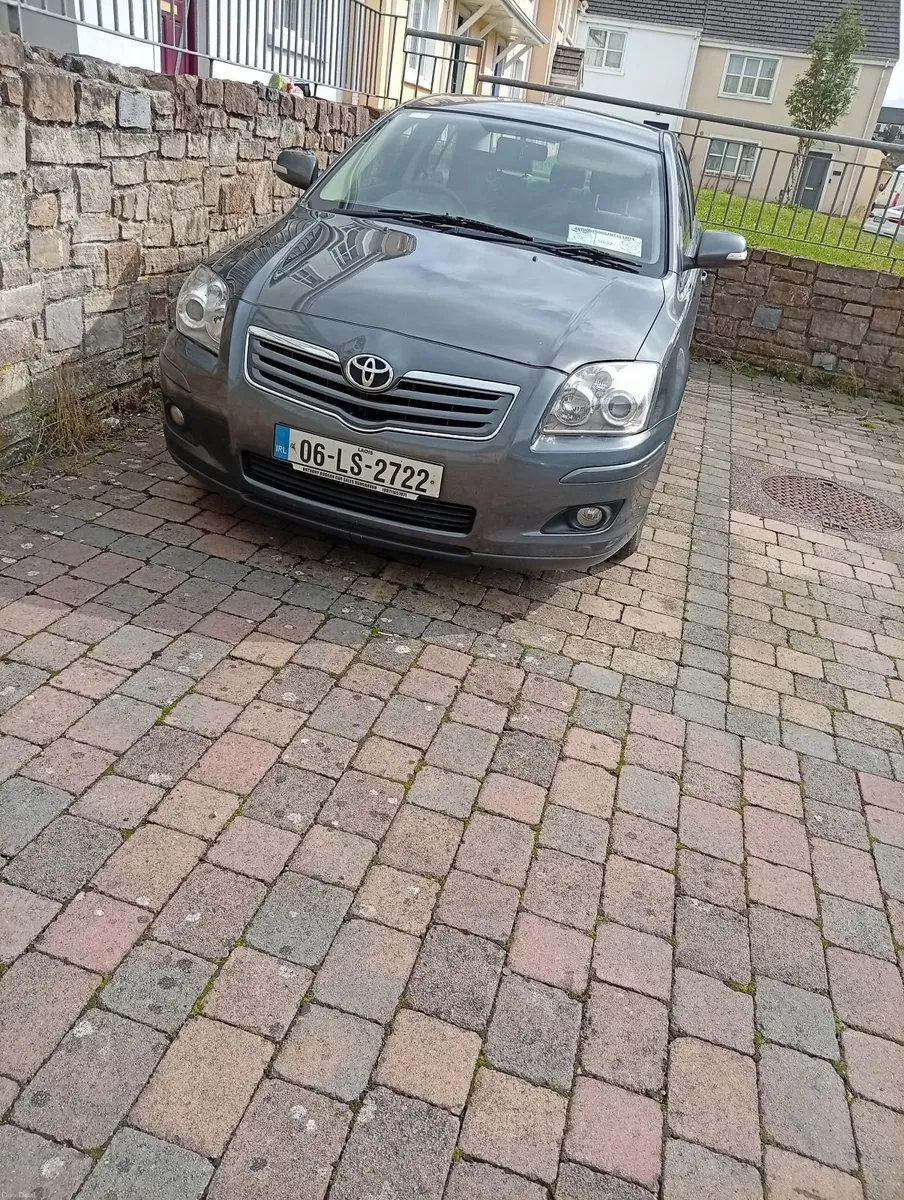 Toyota Avensis 2006 - Image 2