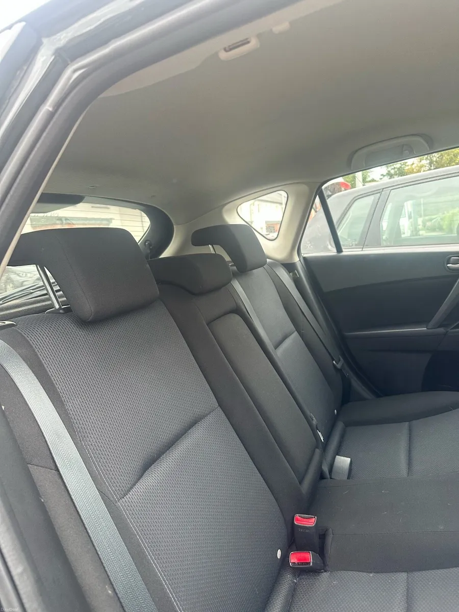 Mazda 3 - Image 5