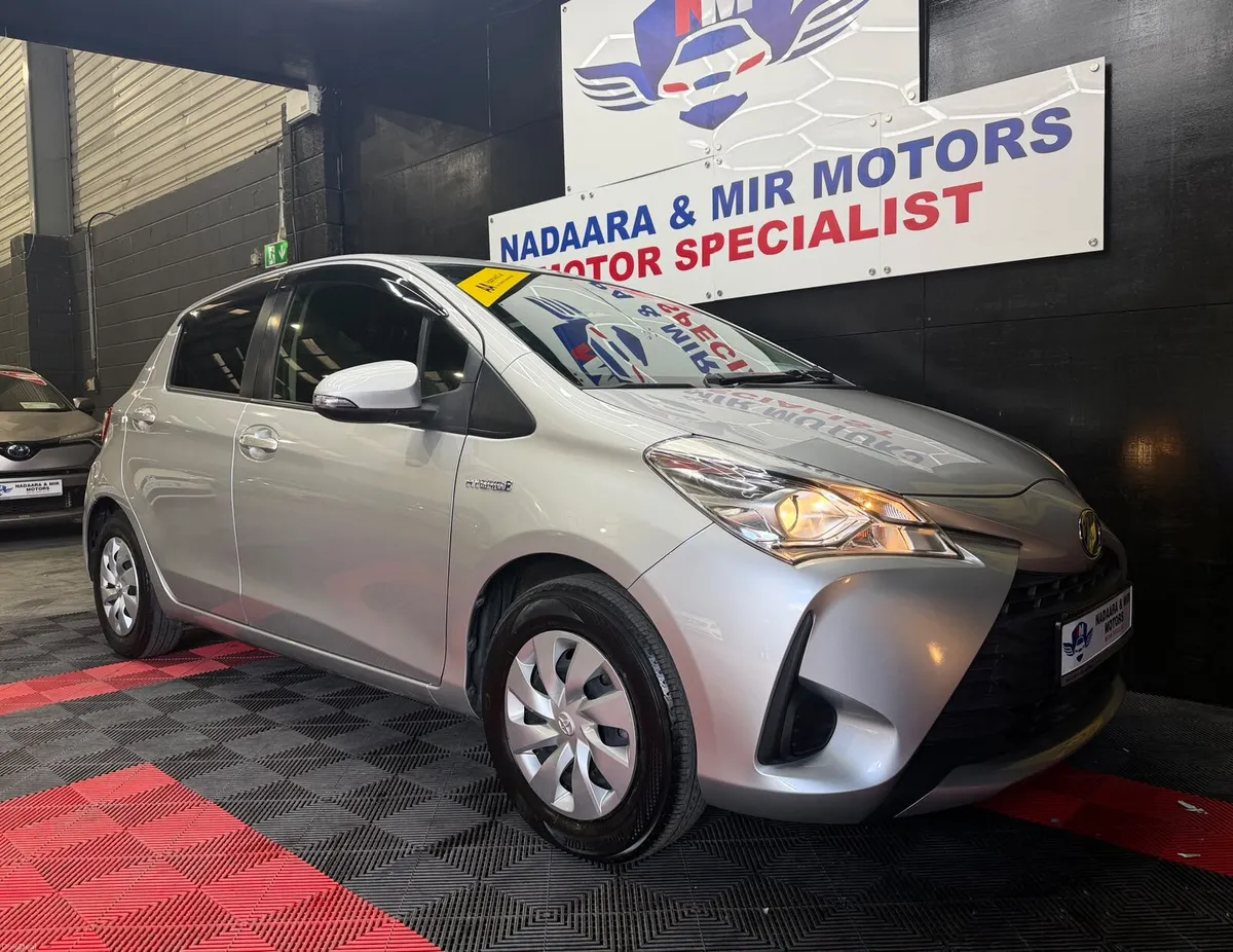 TOYOTA VITZ 2017 2 YEARS NCT AUTO WARRANTY 3 KEYS - Image 6