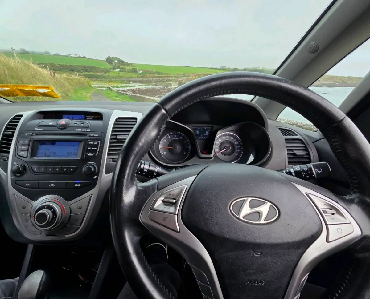 Hyundai IX20 (Automatic) - Image 6