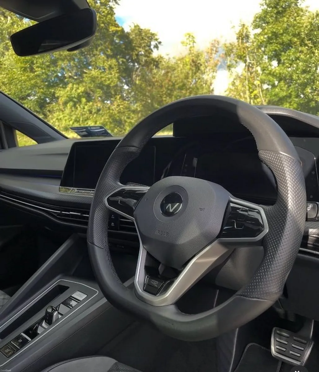 2021 Volkswagen Golf - Image 5