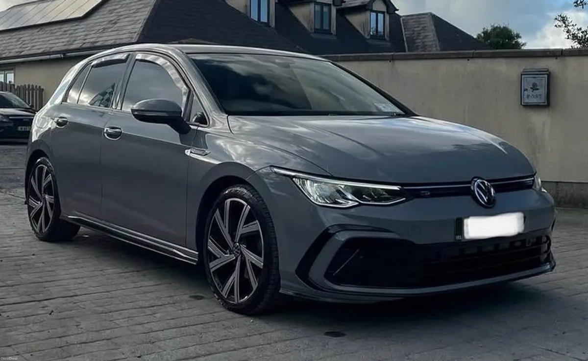 2021 Volkswagen Golf - Image 1