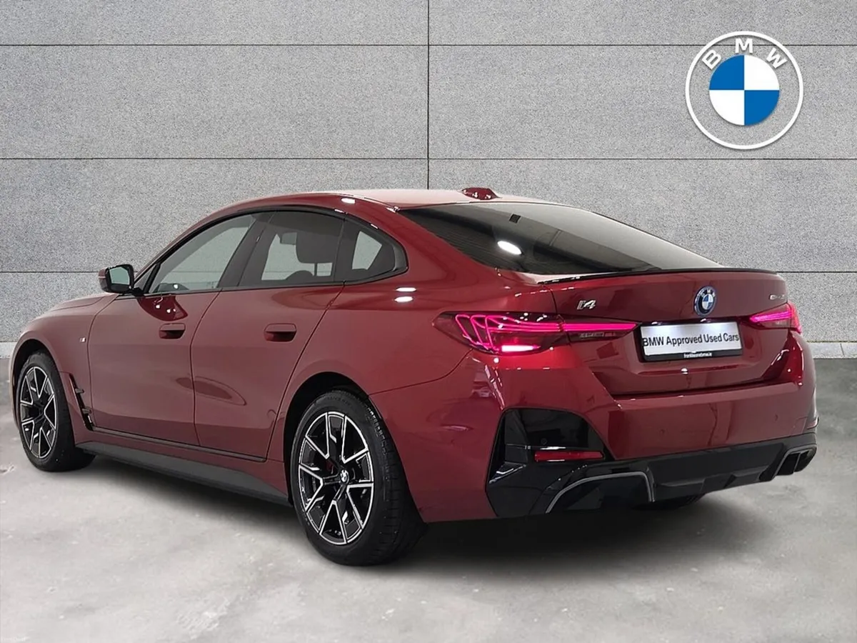 BMW i4 eDrive35 M Sport - Image 2