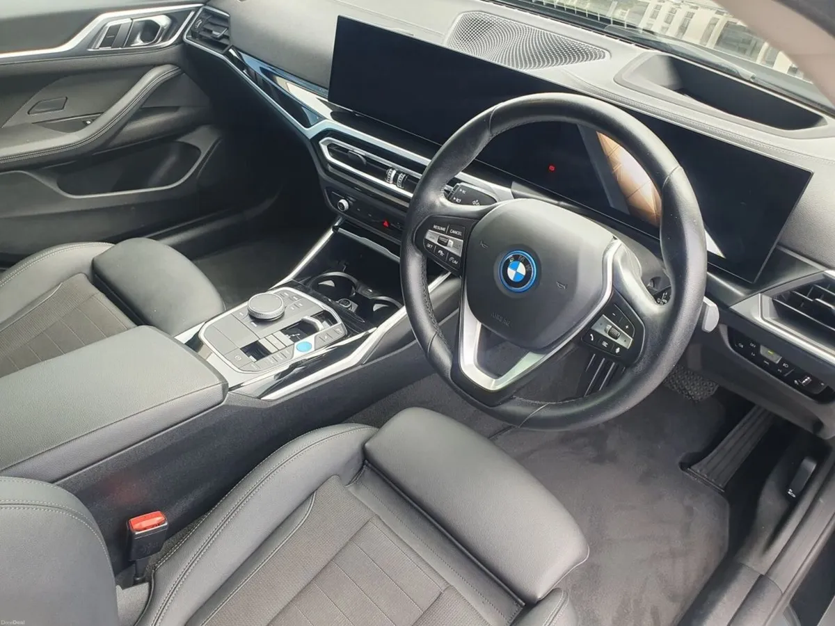 BMW i4 eDrive35 Sport - Image 6