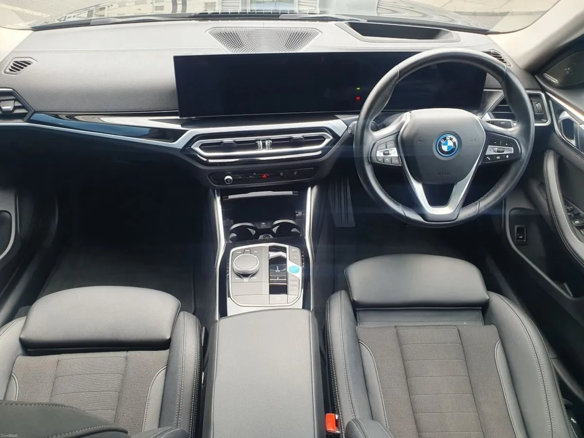 BMW i4 eDrive35 Sport - Image 4