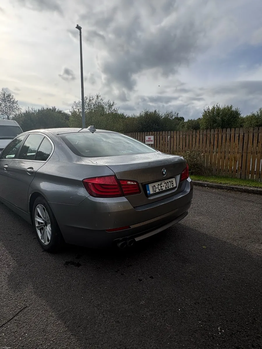 BMW 5 Series - Image 3