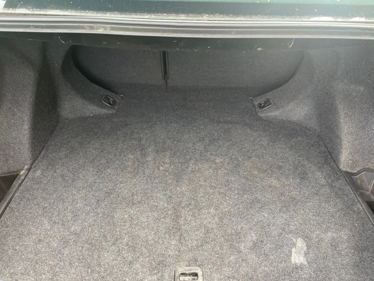 Toyota Avensis 2008 - Image 6
