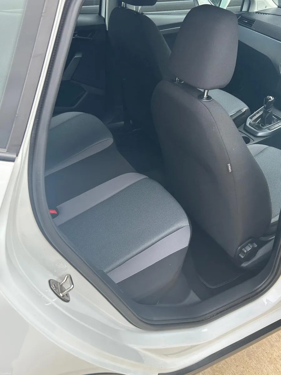 SEAT Arona 2018 - Image 5