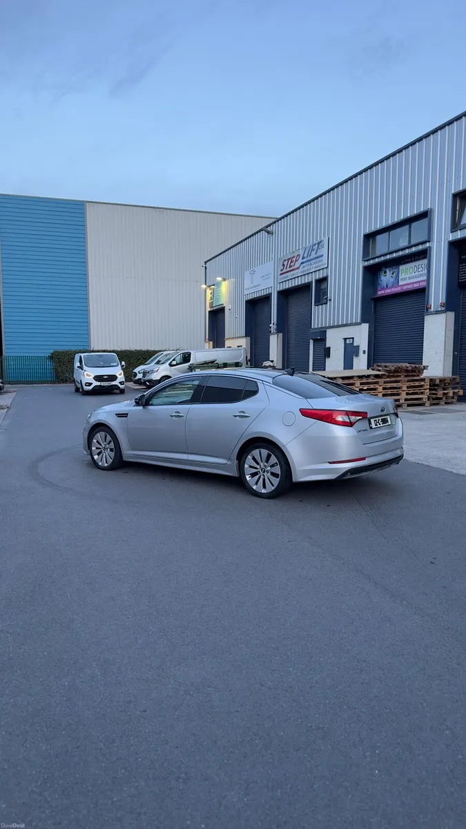 Kia Optima 1.7 CRDI, Sunroof - Image 4