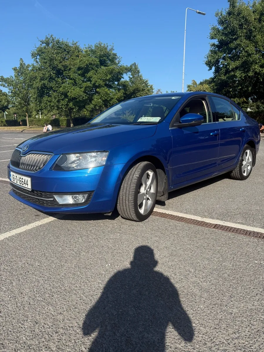 Skoda Octavia VERY LOW KLMs - Image 2